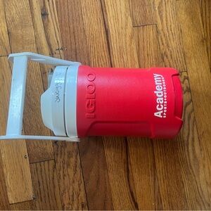 Igloo Red and White Sports Jug